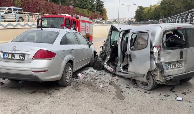 Elazığ’da zincirleme trafik kazasında 5 kişi yaralandı