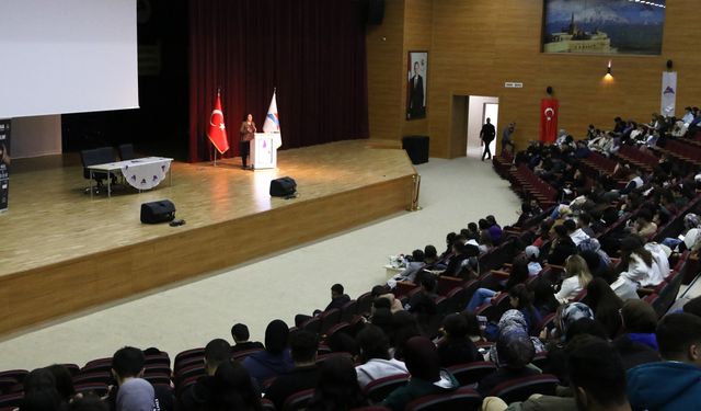 Ağrı’da öğrencilere bağımlılıkla mücadele eğitimi verildi