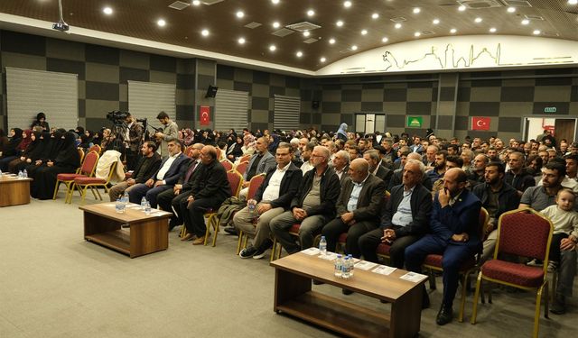 HÜDA PAR Aile Başkanlığı, ‘Son Kale: Aile’ paneli düzenledi