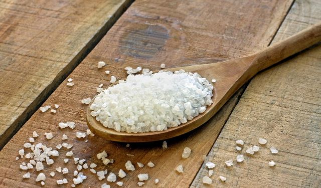 İyot, tiroid hormonlarının üretiminde kritik rol üstleniyor