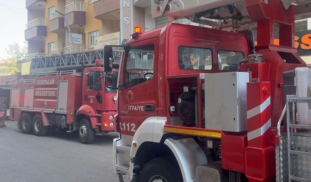 Kurtalan'da apartmanda yangın: 7 kişi dumandan etkilendi