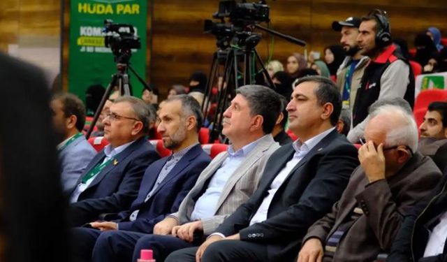 Van'da "Kürt Meselesine İnsani Çözüm Çalıştayı"