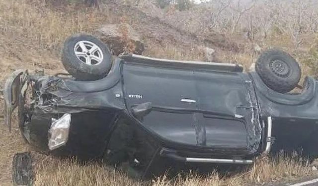 Siirt’te kaza: Sürücü çevredekiler tarafından kurtarıldı