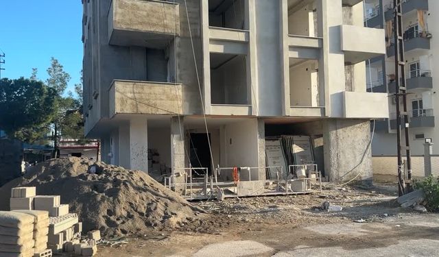 Adana’da işçi inşaattan düşerek hayatını kaybetti