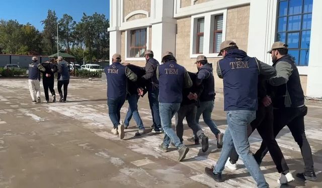Adıyaman’da DEAŞ operasyonunda 2 zanlı tutuklandı