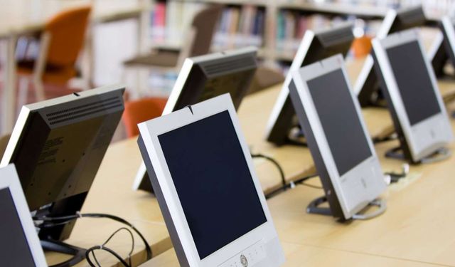 Erzurum'da ehliyet sınavında kopya düzeneği operasyonu: 3 tutuklama