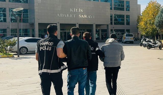 Kilis’te 658 Captagon ele geçirildi, 2 şüpheli tutuklandı