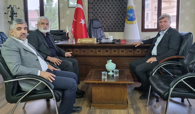 HAKSİAD Genel Başkanı Turgut'tan Kayapınar Belediyesi'ne ziyaret