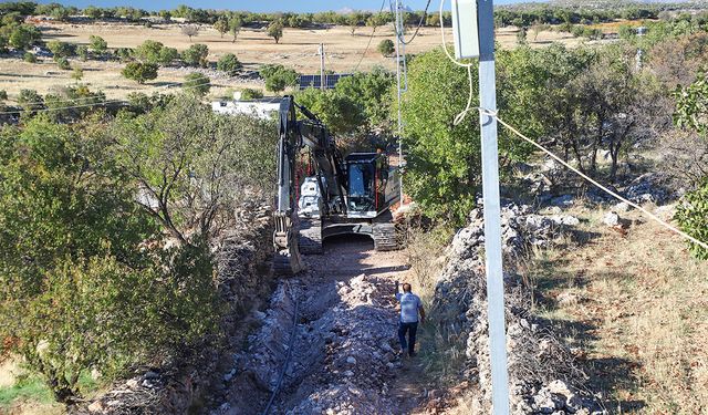 Eğil'de üç mahalleye yeni içme suyu hattı