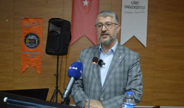 Siirt'te “Gençliği Aydınlığa Çıkaracak Vesileler” konferansı