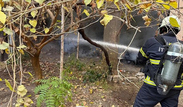 Siirt’te odunlukta çıkan yangın eve sıçramadan söndürüldü