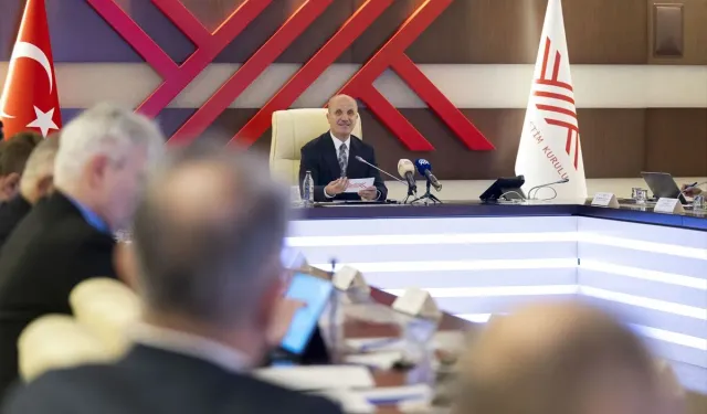 Üniversitelerde 3 yılda mezuniyet uygulaması yolda