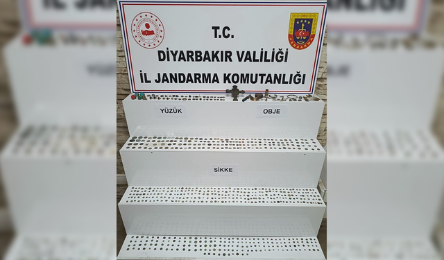 Diyarbakır'da çok sayıda tarihi eser ele geçirildi