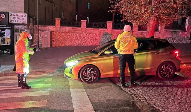 Kural ihlali yapan 66 araç sürücüsüne ceza uygulandı