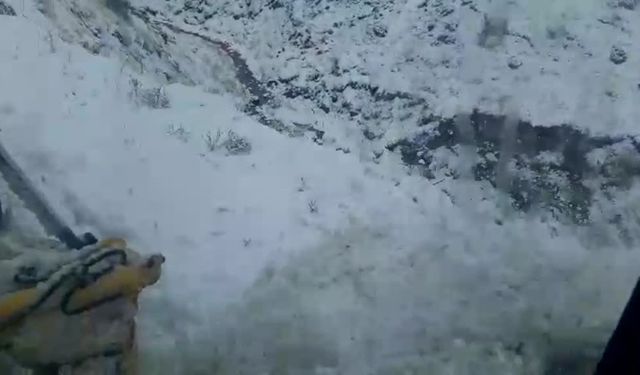 Ağrı'da kar nedeniyle kapanan 10 köy yolu ulaşıma açıldı