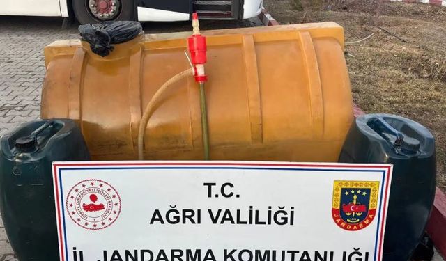 Ağrı’da yolcu otobüsünde 245 litre kaçak akaryakıt ele geçirildi