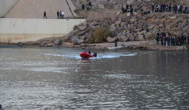 Dicle Nehri'ne düşen terliğini almak istedi, Suya düşüp kayboldu