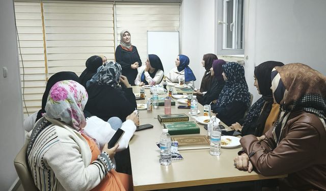 Güzel ahlak açık kürsüde anlatıldı