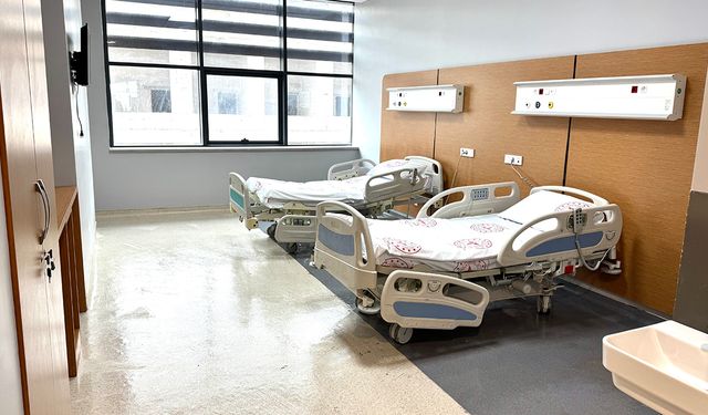 Kayapınar Şehir Hastanesi'nde örnek hasta odası tamamlandı