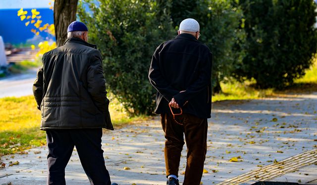 Diyarbakırlılar huzurevine mesafeli: Anne-baba baş tacıdır