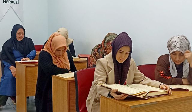 Kur'an'ı Kerim kurslarına yoğun ilgi
