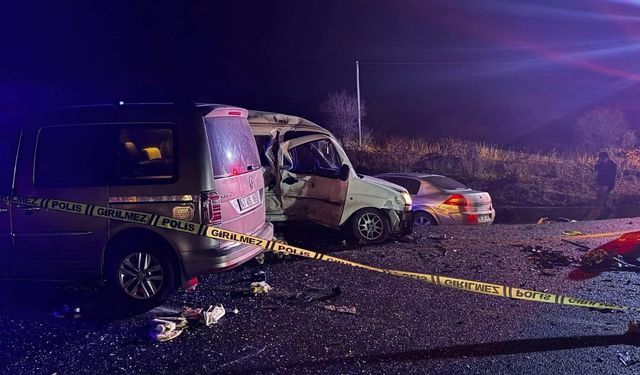 Mardin'deki feci kazada hayatını kaybeden 4 kişi toprağa verildi