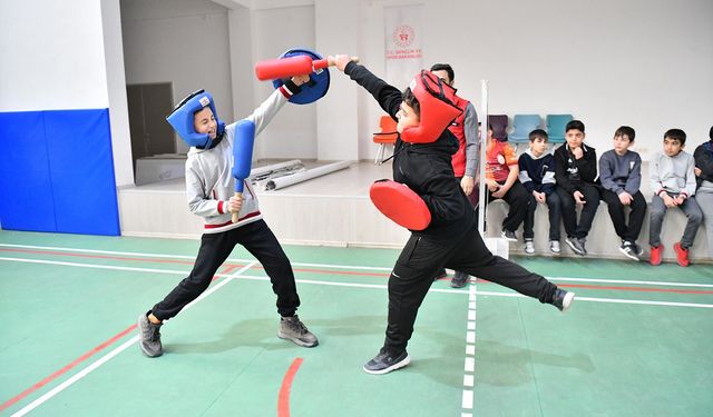 Yeşilyurt Belediyesi'nden "Önem" projesi kapsamında gençlik etkinliği