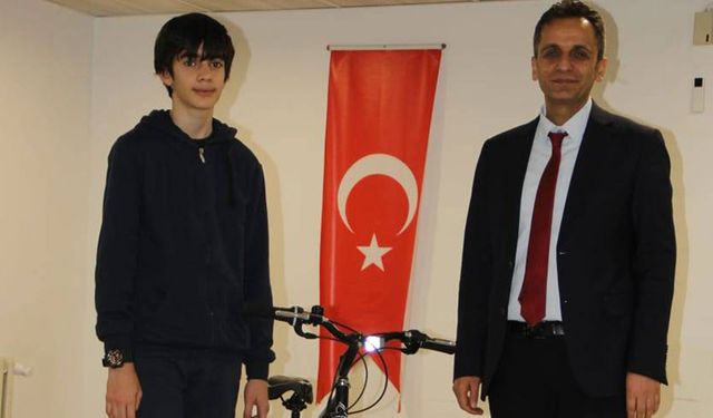 Şırnak’ta Hadis ezberinde başarı ödülle taçlandı