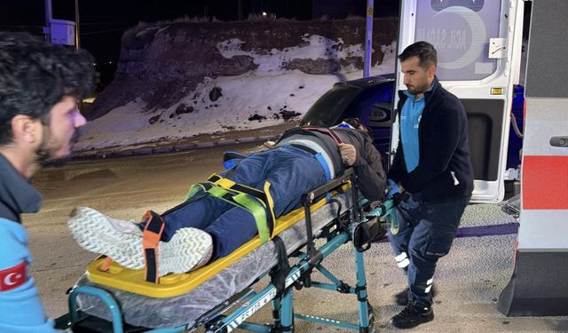 Adıyaman’da iki aracın çarpıştığı kazada 3 kişi yaralandı