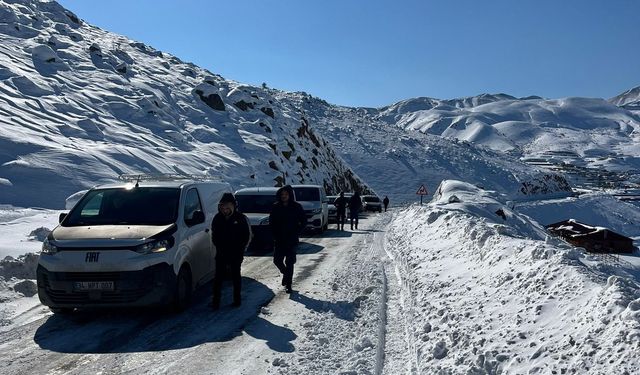 Adıyaman'da birçok araç mahsur kaldı
