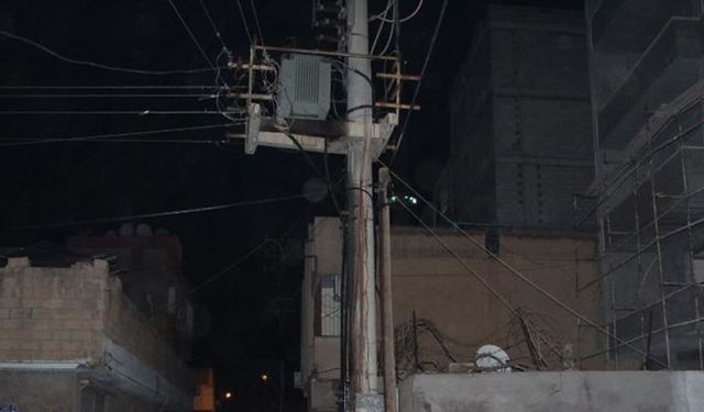 Elazığ'ın 9 ilçesinde dondurucu soğukla beraber 72 saatlik karanlık haberi geldi