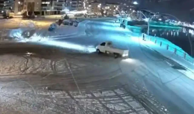 Karla kaplı yolda drift yapan sürücüye ağır ceza