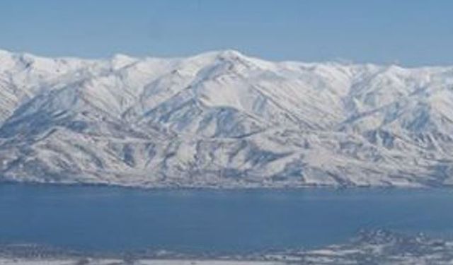 Kars'ın 7 ilçesinde dondurucu soğukla beraber 72 saatlik karanlık haberi geldi