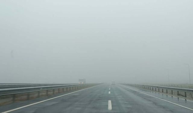 Şanlıurfa’da havalimanı çevresinde sis etkili oldu