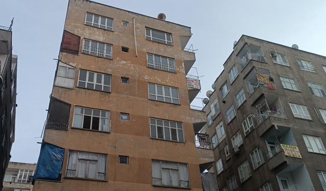 Şanlıurfa’da kolondan ses geldiği iddiası binayı boşalttırdı