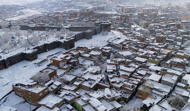 Diyarbakır'ı 72 saat karanlık basacak: 17 ilçesinden haber geldi