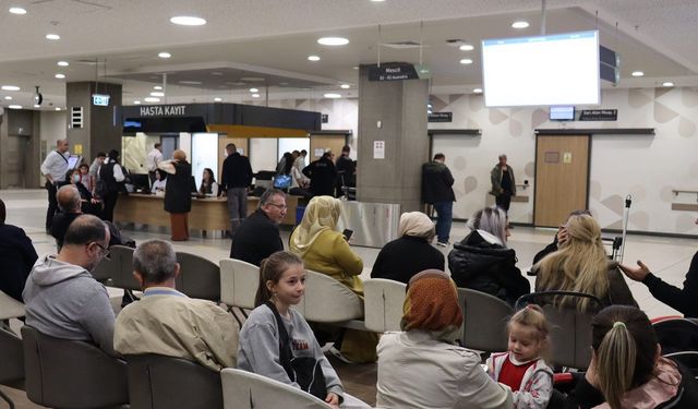 Dr. Kuzukıran'dan gebelik sürecindeki anne adaylarına oruç önerisi