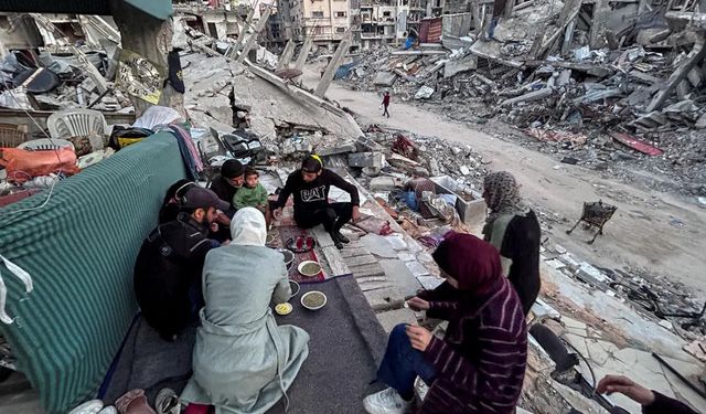 Gazze'de Ramazan: Şehitler, esirler ve boş koltuklar