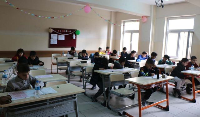 Şanlıurfa Halkı: Bu sınavın asıl ödülü Peygamber’i tanımaktır