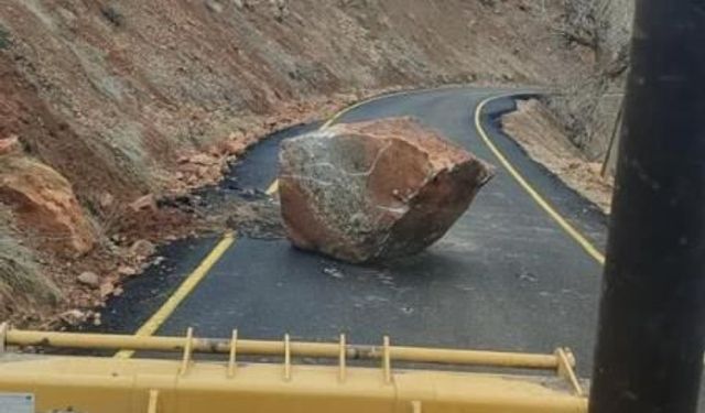 Nemrut ve Yüksekova hattında ulaşım kesildi