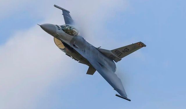 ABD Hava Kuvvetleri'ne ait 20 uçak hasar gördü veya imha edildi