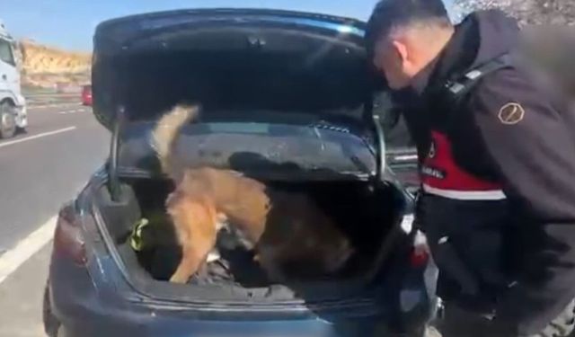 Gaziantep'te şüpheli araçta narkotik ele geçirildi: 3 gözaltı