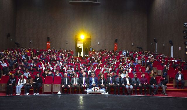 Batman'da öğrencilere "Bilim ve Teknoloji" semineri