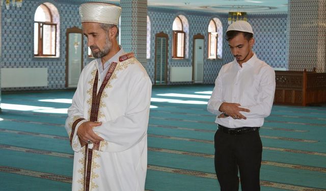 Bayram namazı nasıl kılınır?