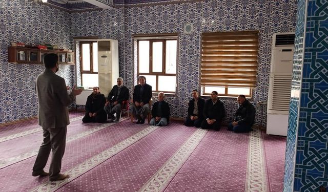 Diyarbakır’da hacı adaylarına eğitim semineri