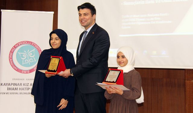 Genç Nida Kur'an-ı Kerim'i Güzel Okuma Yarışmasında bölge birincisi Diyarbakır ve Van oldu