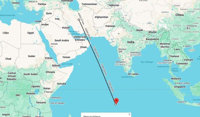 Diego Garcia’ya 4 bin km menzilli füzeler fırlattı