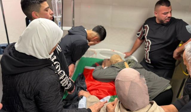 Kudüs ve Beytüllahim'de biri çocuk 3 Filistinli şehit edildi