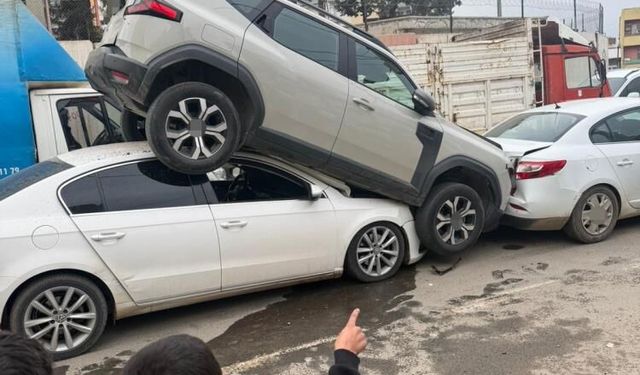 Mardin'de 3 aracın karıştığı kaza