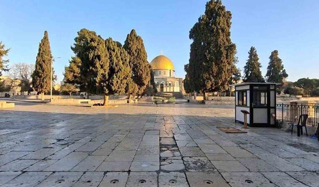 Müslümanlar Ramazan ayında Mescid-i Aksa'ya giremiyor